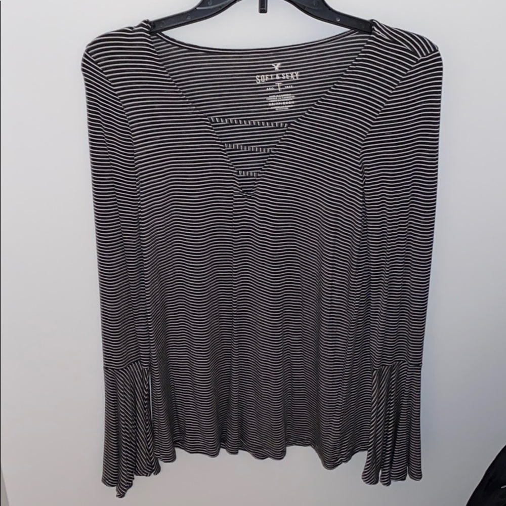 American Eagle soft and sexy shirt